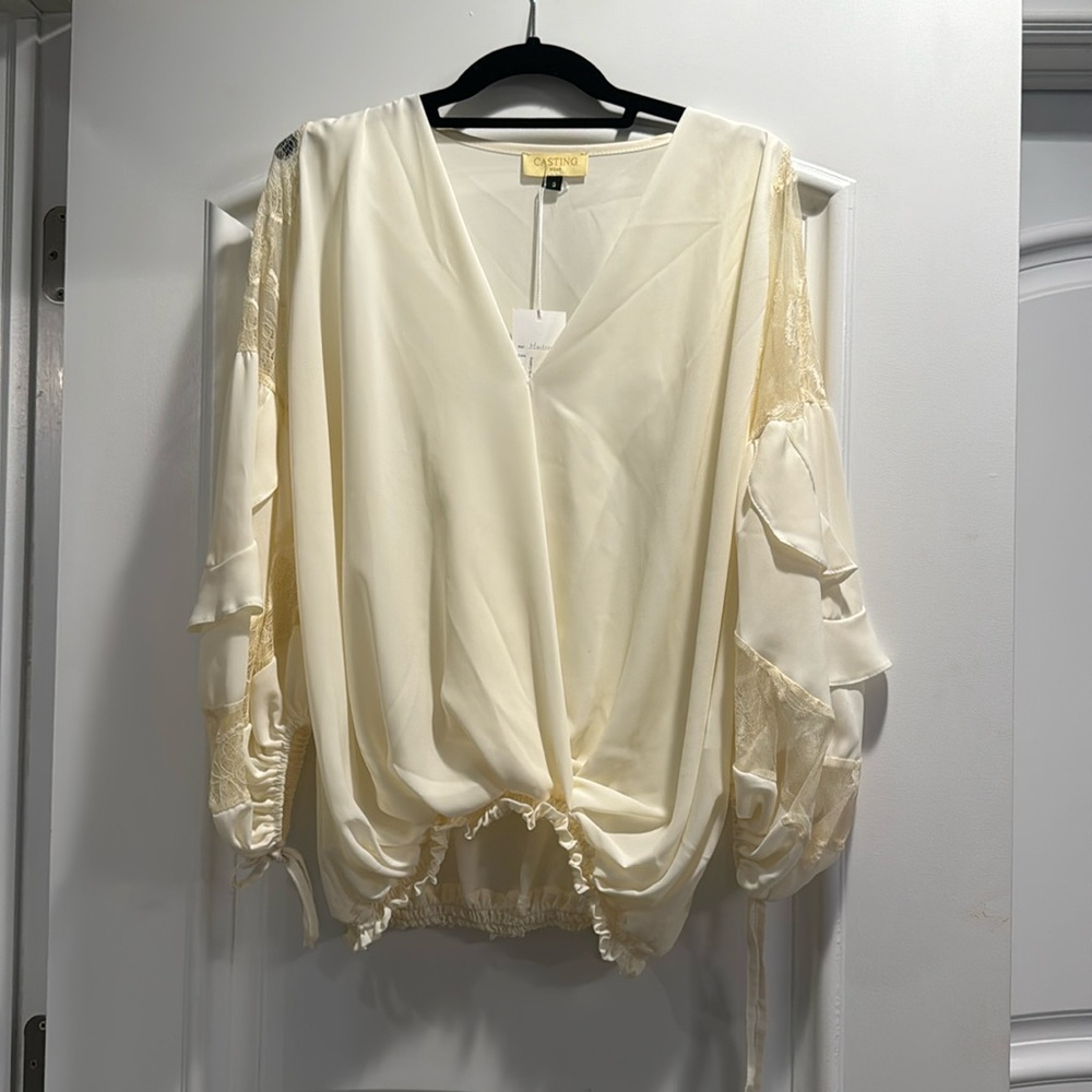 Casting blouse